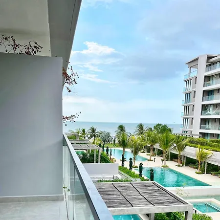 Exclusive - Endless Ocean Views
